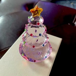 🌲 NEW IN BOX: never used!! Hyaline & Dora pink tree with jeweled ornaments! 🌲